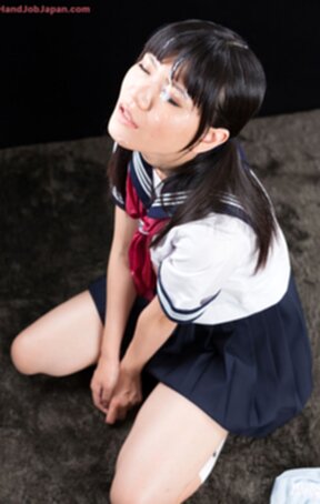Kogal Mamiya Tsukushi on her knees giving handjob and facial cumshot